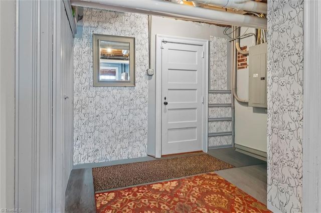 302 Cherry Street, Mount Airy, NC 27030