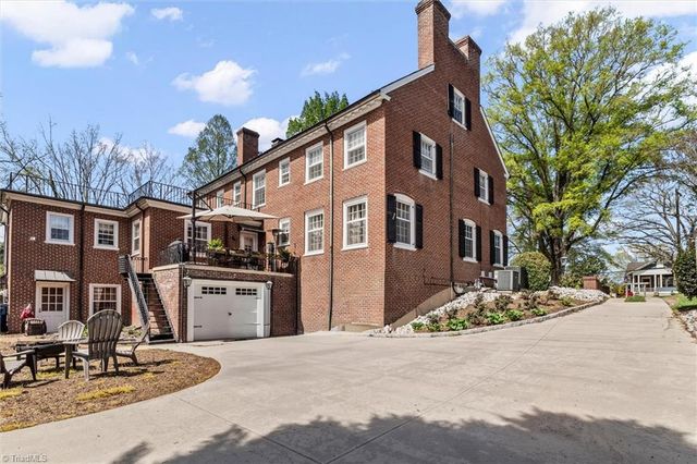 302 Cherry Street, Mount Airy, NC 27030