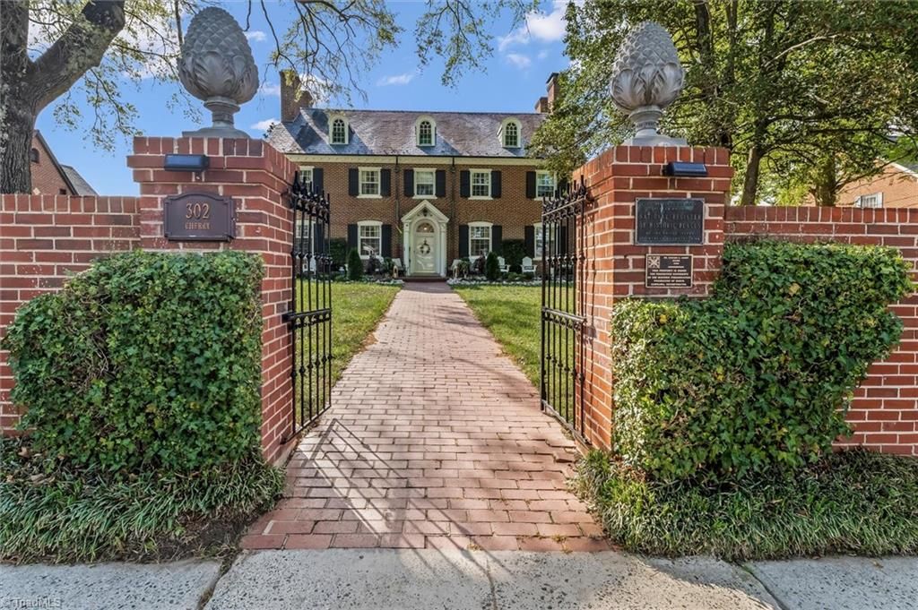 302 Cherry Street, Mount Airy, NC 27030