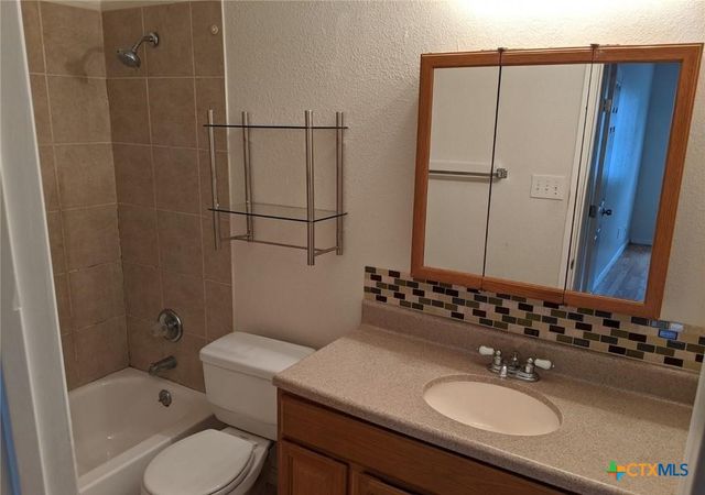 1002 Charisse Street, Killeen, TX 76543