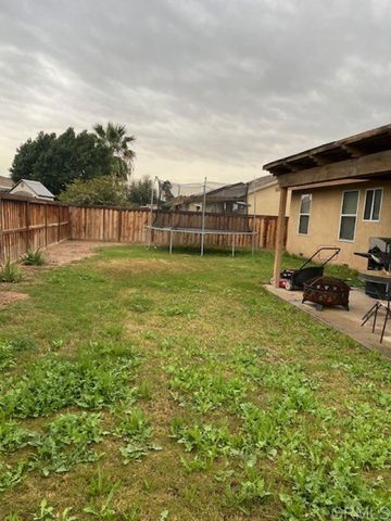 1324 River Drive, Calexico, CA 92231