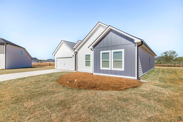 110 Bulloch Court, Byron, GA 31008