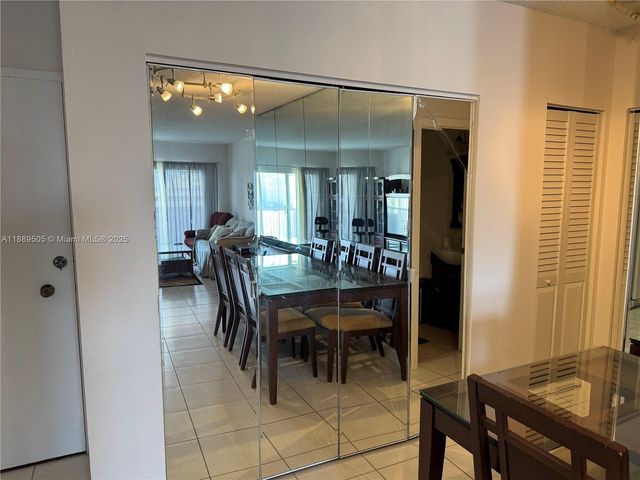 1985 S Ocean Dr 15A, Hallandale Beach, FL 33009