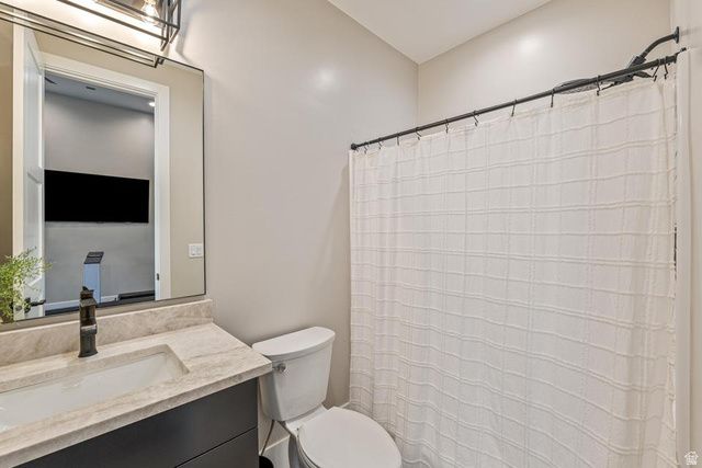 3381 E SEEGMILLER DR, St. George, UT 84790
