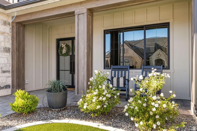 3381 E SEEGMILLER DR, St. George, UT 84790