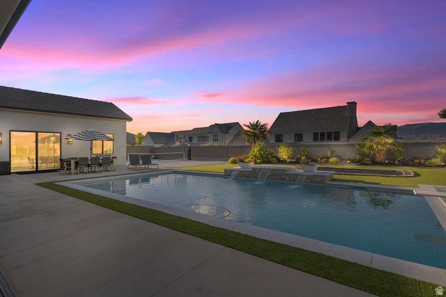 3381 E SEEGMILLER DR, St. George, UT 84790