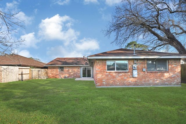 1853 El Mar Lane, Seabrook, TX 77586