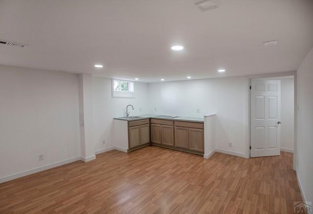 223 Goodnight Ave, Pueblo, CO 81004