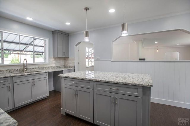 223 Goodnight Ave, Pueblo, CO 81004