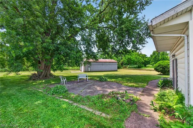 2115 Kenyon Avenue NW, Massillon, OH 44647