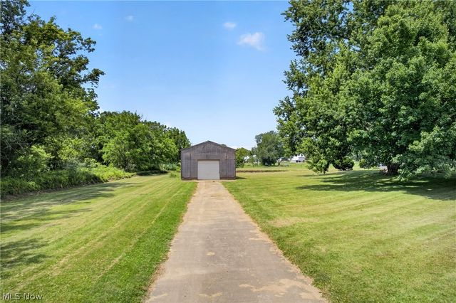2115 Kenyon Avenue NW, Massillon, OH 44647