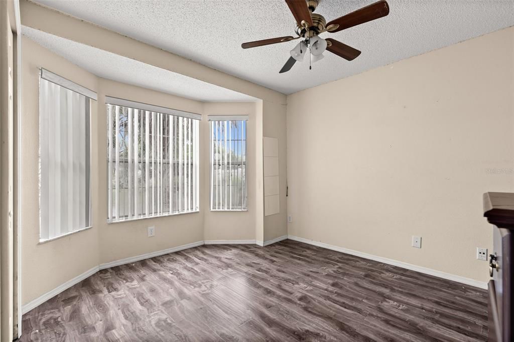 Image 25 of property listing at 1019 GREAT SHADY LANE, Orlando, FL 32825