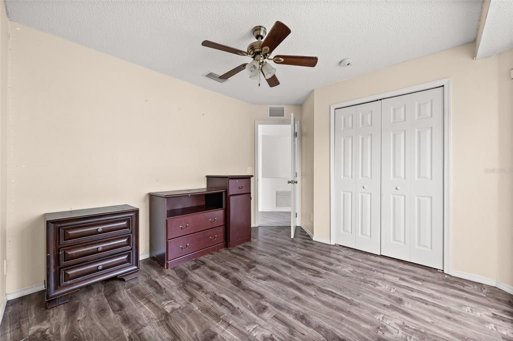 Image 26 of property listing at 1019 GREAT SHADY LANE, Orlando, FL 32825