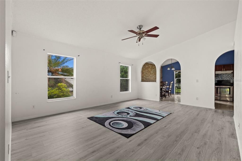 Image 28 of property listing at 1019 GREAT SHADY LANE, Orlando, FL 32825