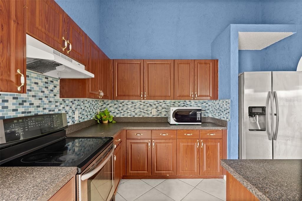 Image 3 of property listing at 1019 GREAT SHADY LANE, Orlando, FL 32825