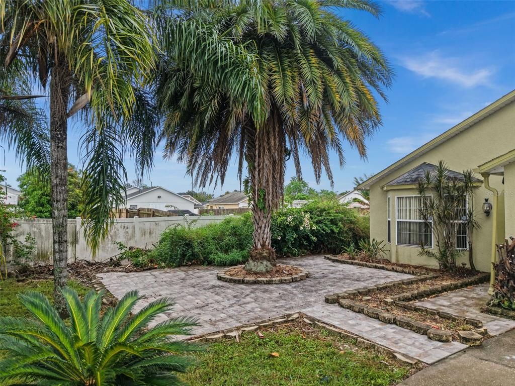 Image 38 of property listing at 1019 GREAT SHADY LANE, Orlando, FL 32825