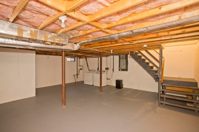 585 Sheridan 12, Chicopee, MA 01020