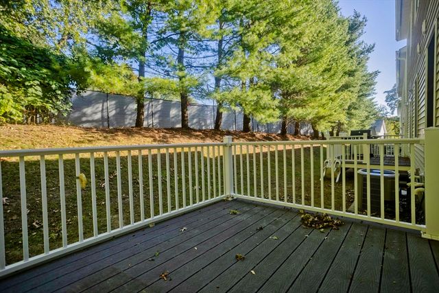 585 Sheridan 12, Chicopee, MA 01020