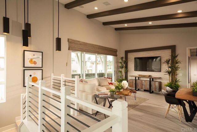 14331 Montano Way, San Diego, CA 92126