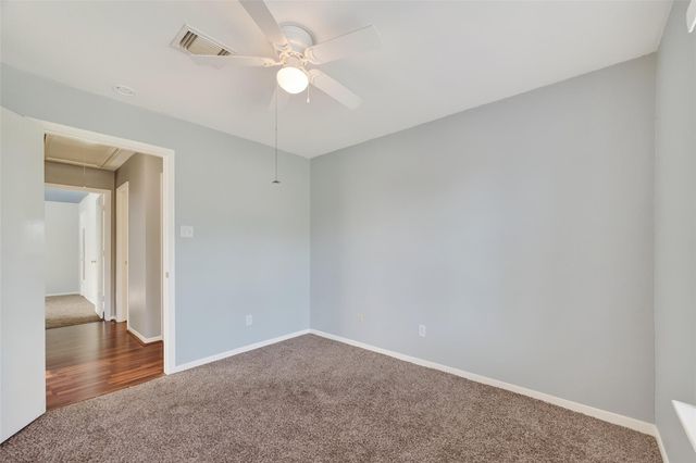 915 Highland Woods Drive, Highlands, TX 77562