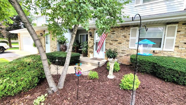 1021 Prairie DRIVE #101, Mount Pleasant, WI 53406