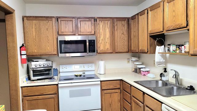 1021 Prairie DRIVE #101, Mount Pleasant, WI 53406