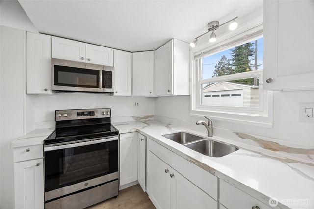 5420 S State Street, Tacoma, WA 98409