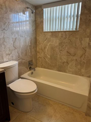 6027 SW 36th Court N, Miramar, FL 33023