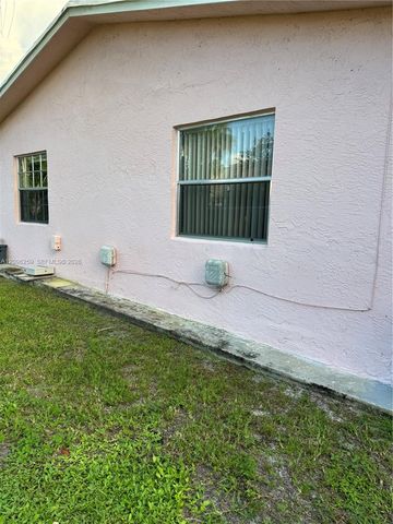6027 SW 36th Court N, Miramar, FL 33023