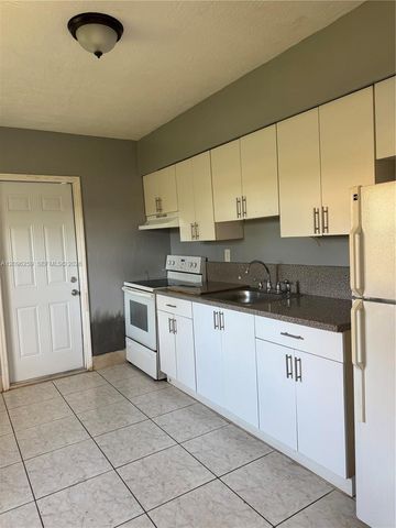6027 SW 36th Court N, Miramar, FL 33023