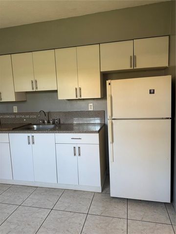 6027 SW 36th Court N, Miramar, FL 33023