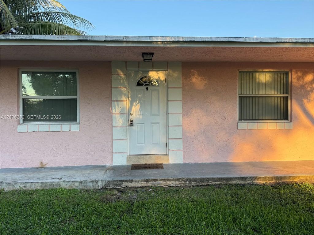6027 SW 36th Court N, Miramar, FL 33023