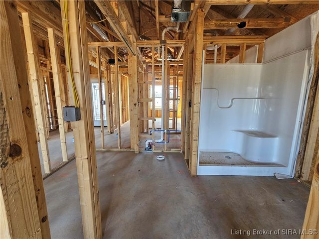 8154 Timber Lane NE 405, New Salisbury, IN 47161