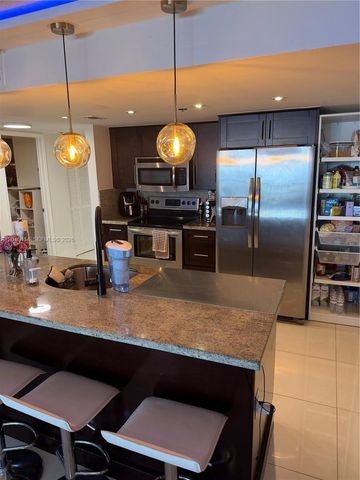 1717 N Bayshore Dr A-2847, Miami, FL 33132
