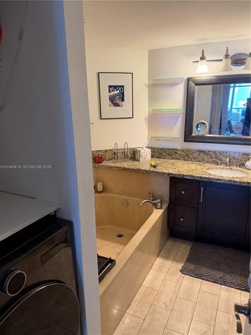 1717 N Bayshore Dr A-2847, Miami, FL 33132