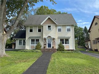 148 Winton Road South, Rochester, NY 14610