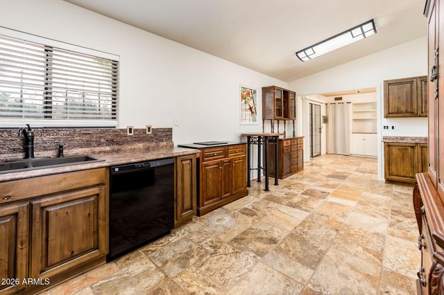 5013 E SHASTA Street, Phoenix, AZ 85044
