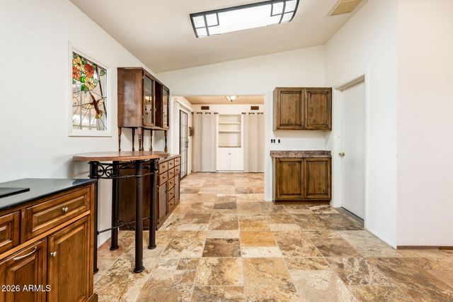 5013 E SHASTA Street, Phoenix, AZ 85044