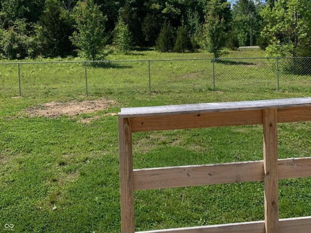 2469 Country Manor Street, North Vernon, IN 47265