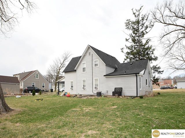 712 N 27 Street, Blair, NE 68008