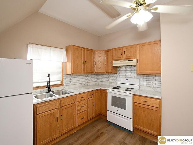 712 N 27 Street, Blair, NE 68008