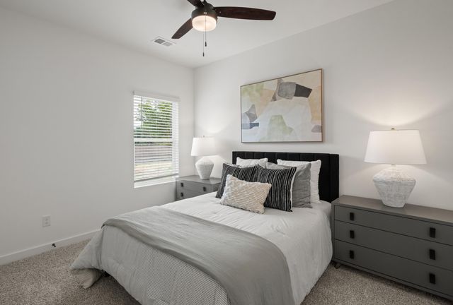 435 Bear Creek Boulevard, Freeport, FL 32439