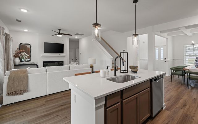 435 Bear Creek Boulevard, Freeport, FL 32439