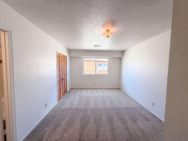 1609 Blue Quail Court NE, Rio Rancho, NM 87144