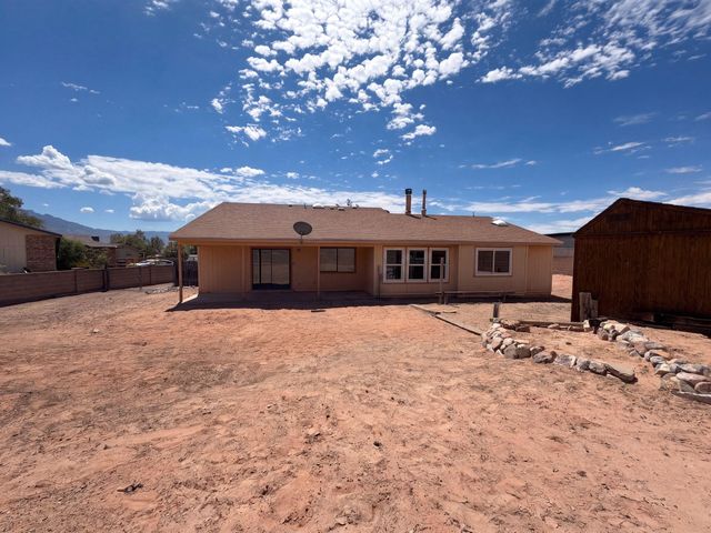 1609 Blue Quail Court NE, Rio Rancho, NM 87144