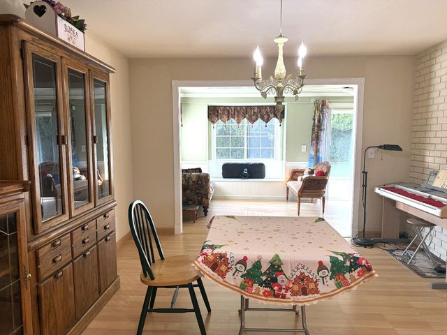 6544 Surfside Way, Sacramento, CA 95831