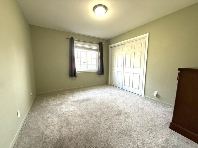 6544 Surfside Way, Sacramento, CA 95831