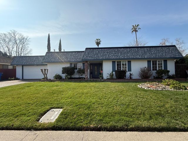 6544 Surfside Way, Sacramento, CA 95831