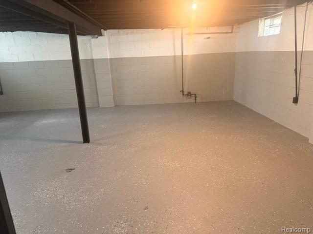 7304 Chatham, Redford, MI 48239