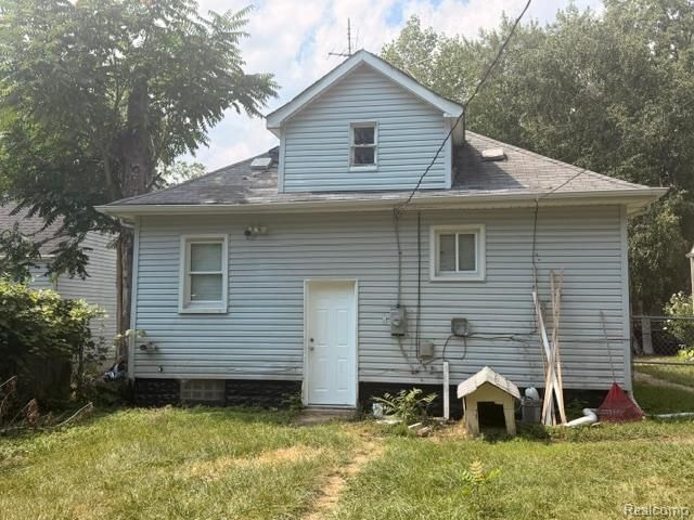 7304 Chatham, Redford, MI 48239